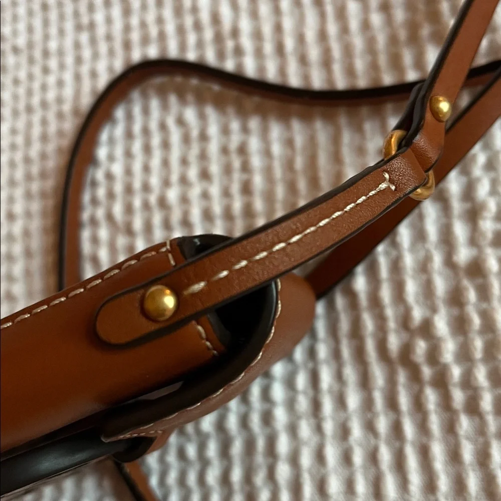 Authentic Tory Burch Miller Nano Leather Crossbody - Picture 17 of 17